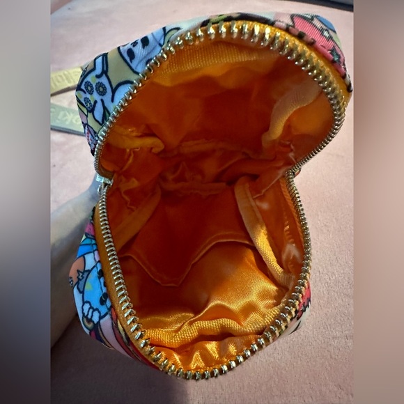 NWOT TOKIDOKI ~ Stay Groovy Convertible Belt Bag - Picture 8 of 8